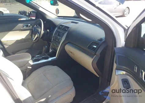 2014 Ford Explorer z USA, uszkodzony, nr VIN 1FM5K7B86EGC60375